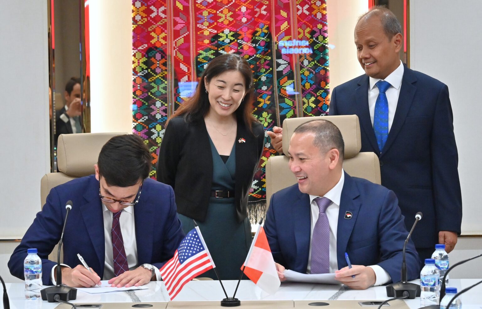 Latitude Energy, Danantara sign MoU on Indonesia's first coal gasification project