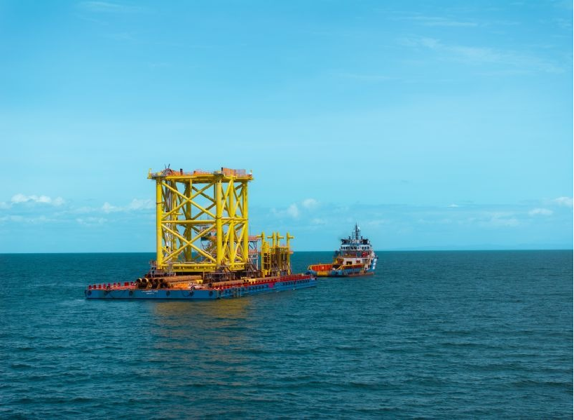 bp completes delivery of first offshore platform jacket for Tangguh UCC project